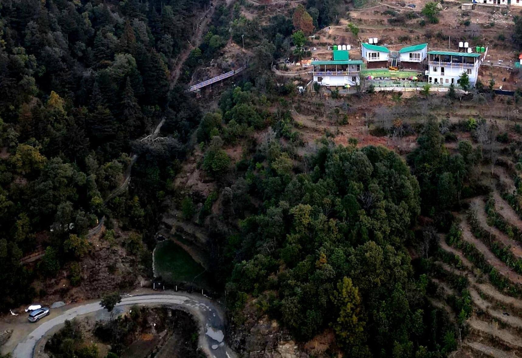 The Rare One'S Mukteshwar - Resort & Cafe エクステリア 写真